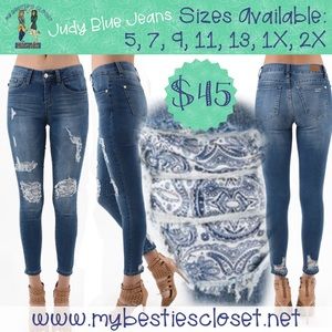 Judy Blue Paisley Patch Skinny Jeans